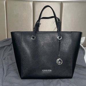 Michael Kors Bags | Michael Kors Large Saffiano Leather Black Tote